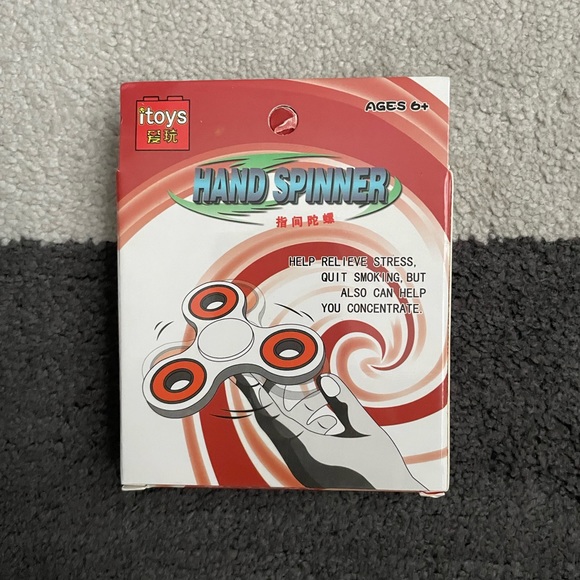 Red Tri Spinner Fidget Toy Hand Spinner - Picture 4 of 4